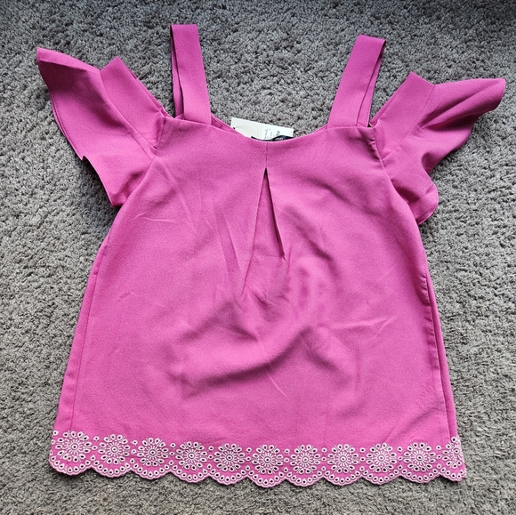 ✨️NEW Francesca Top - Hot Pink, White Embroidery - Picture 4 of 6